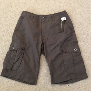 Ocean Current brown cargo shorts - mens 30, NWT.